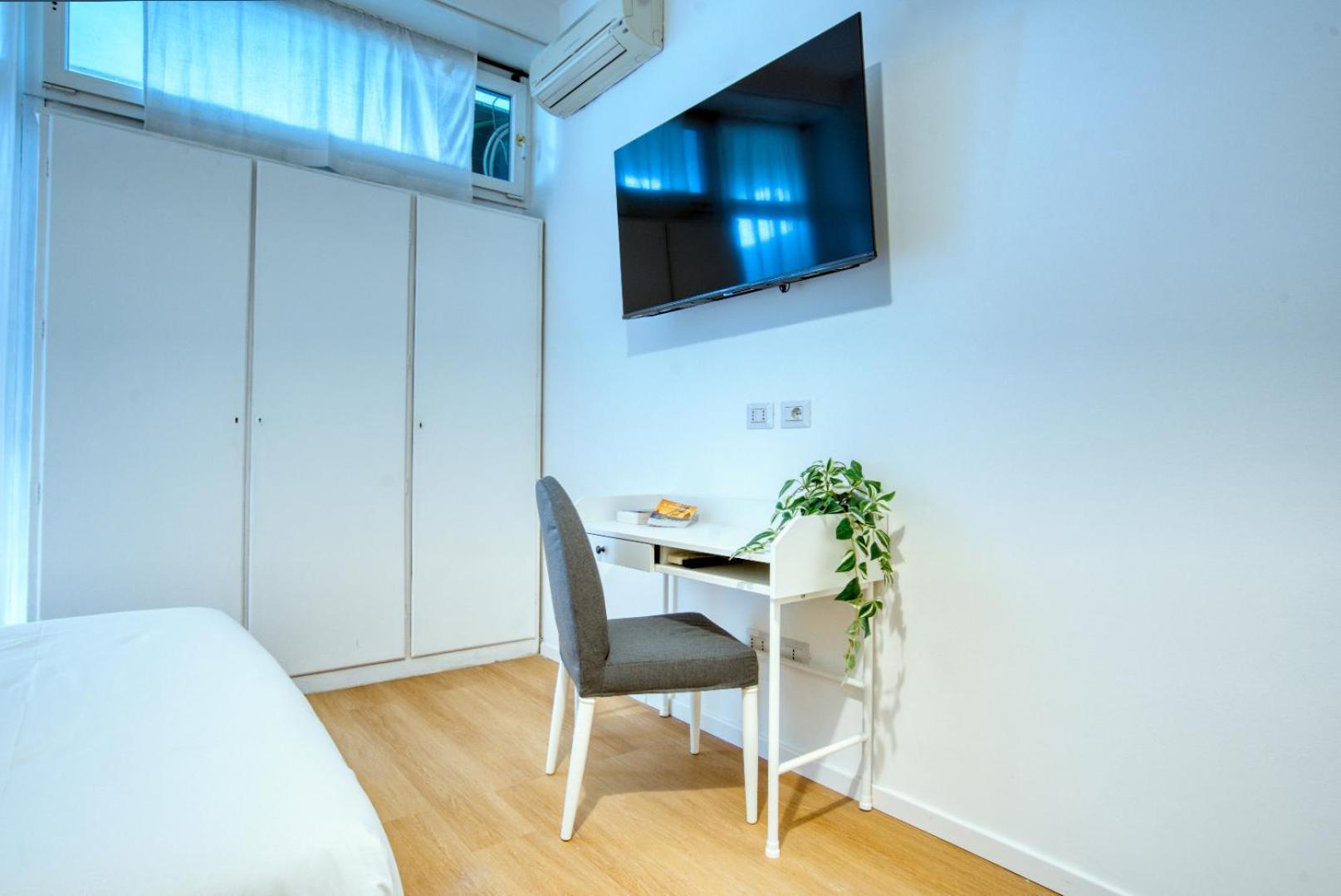 Italianflat - Elegant Suites With Balcony In Navigli Μιλάνο Εξωτερικό φωτογραφία